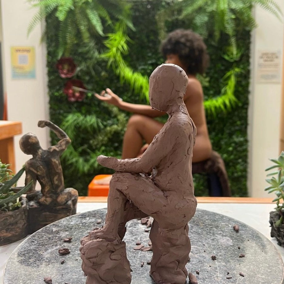 Live Figure Sculpting with Adesina