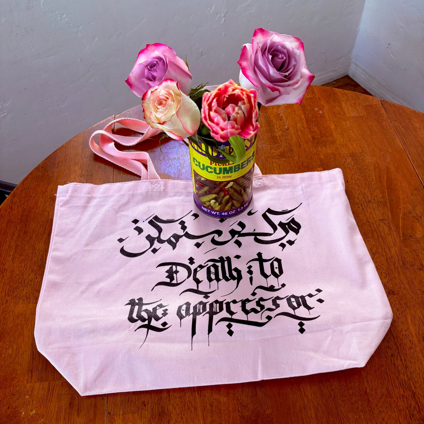 DTTO Calligraphy Tote